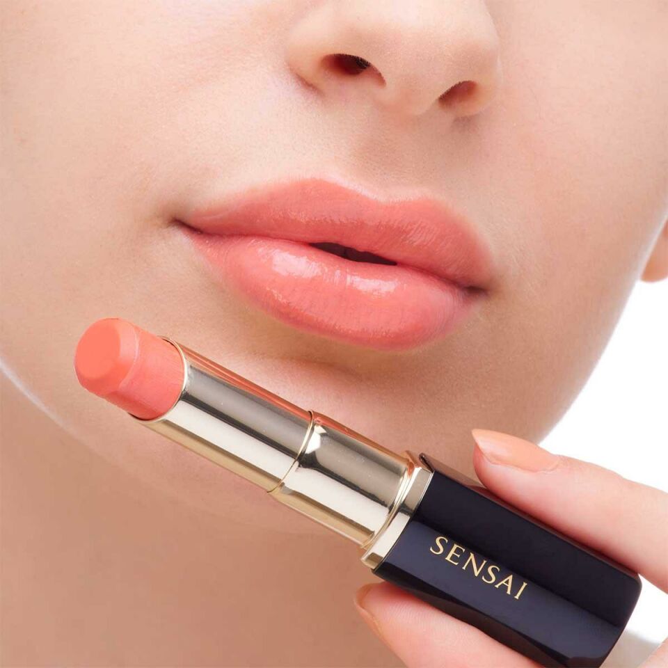 Lasting Plump Lipstick (Refill) - Uzun Süre Kalıcı Dolgunlaştırıcı Ruj Lasting Plump Lipstick LP05 (Refill) - Uzun Süre Kalıcı Dolgunlaştırıcı Ruj