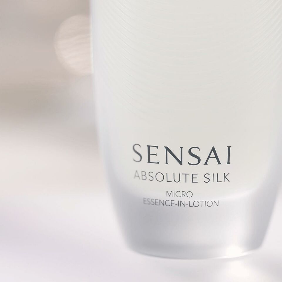 Absolute Silk Micro Essence-In-Lotion - Nemlendirici Bakım Losyonu
