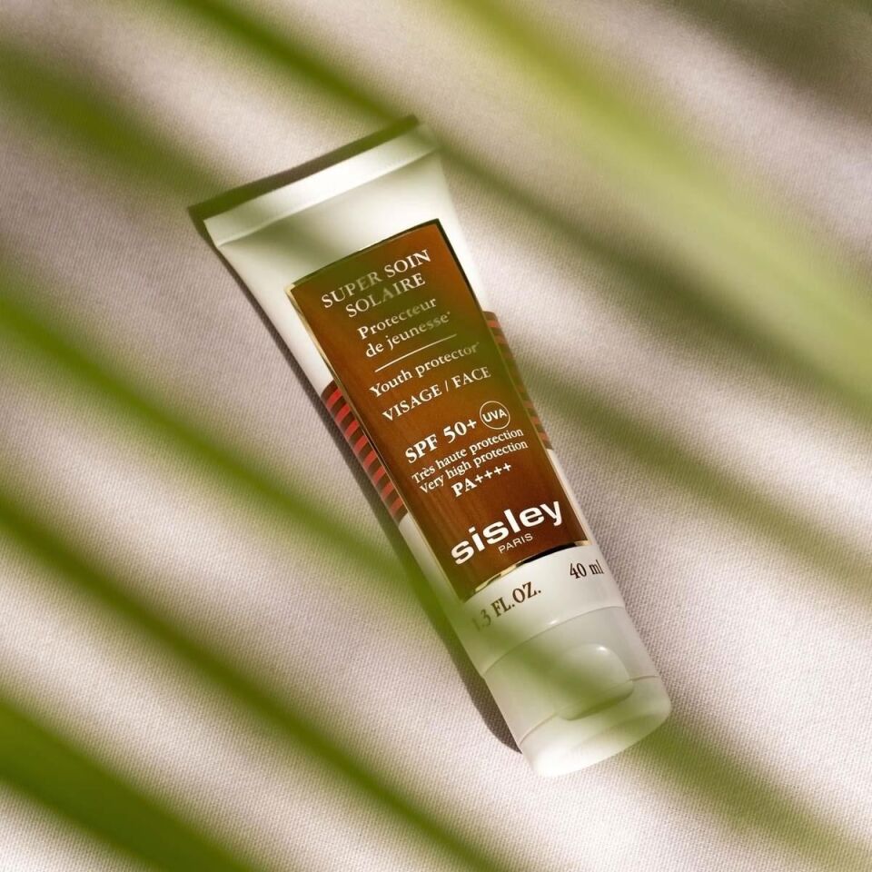 Super Soin Solaire Facial Sun Care - Yüz İçin Güneş Koruyucu SPF50+ 40 ml