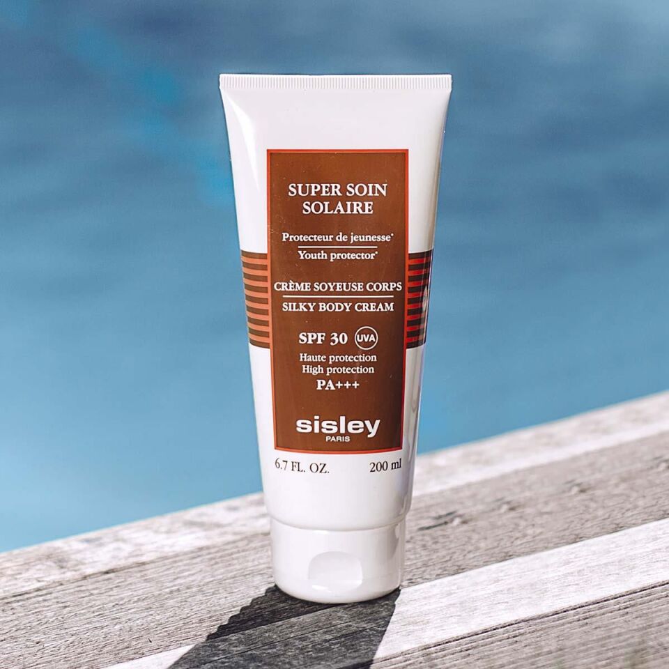 Super Soin Solaire Silky Body Cream - İpeksi Vücut Güneş Kremi SPF30 200 ml