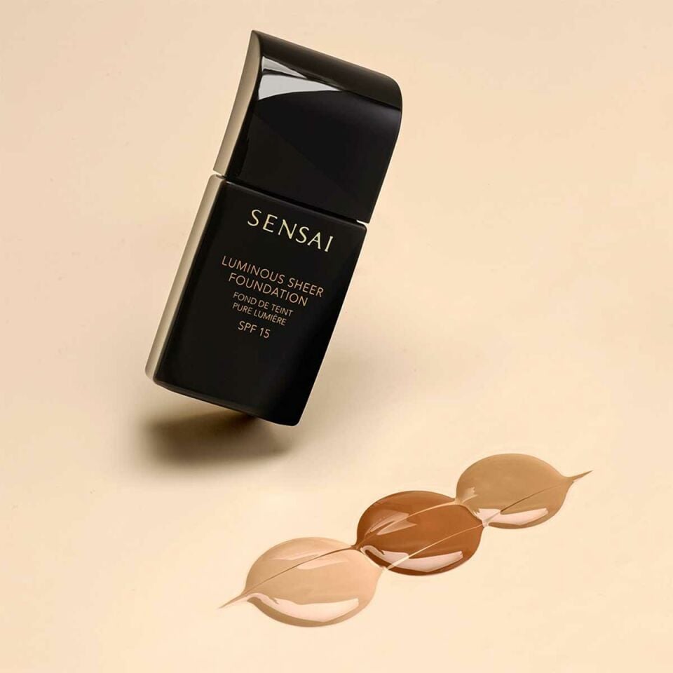 Luminous Sheer Foundation LS204
