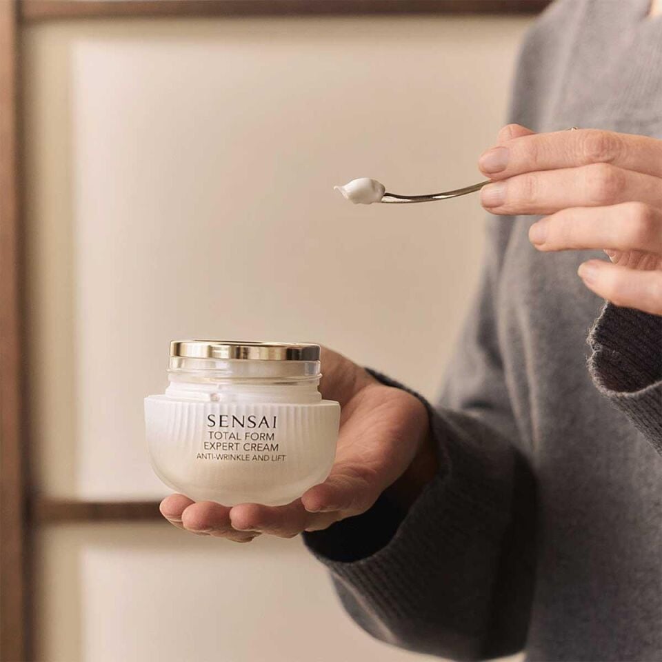 Total Form Expert Cream